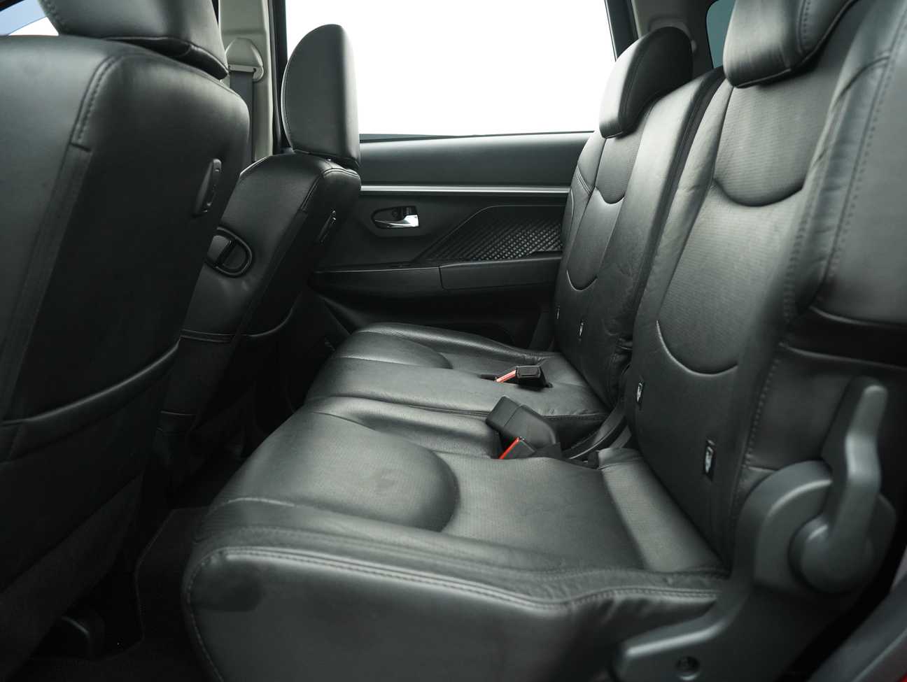 used 2023 Perodua Aruz AV 1.5