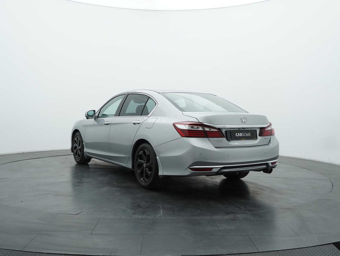 used 2017 Honda Accord VTi-L 2.0