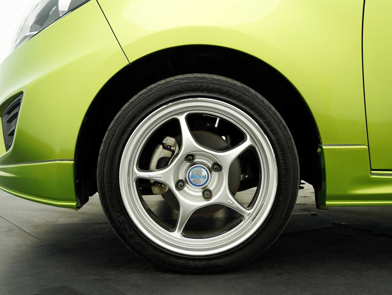 terpakai 2014 Proton Iriz Standard 1.3