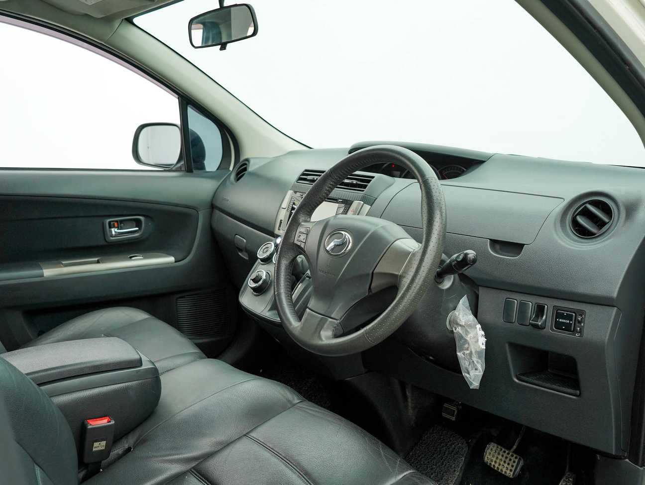 used 2015 Perodua Alza Advance 1.5