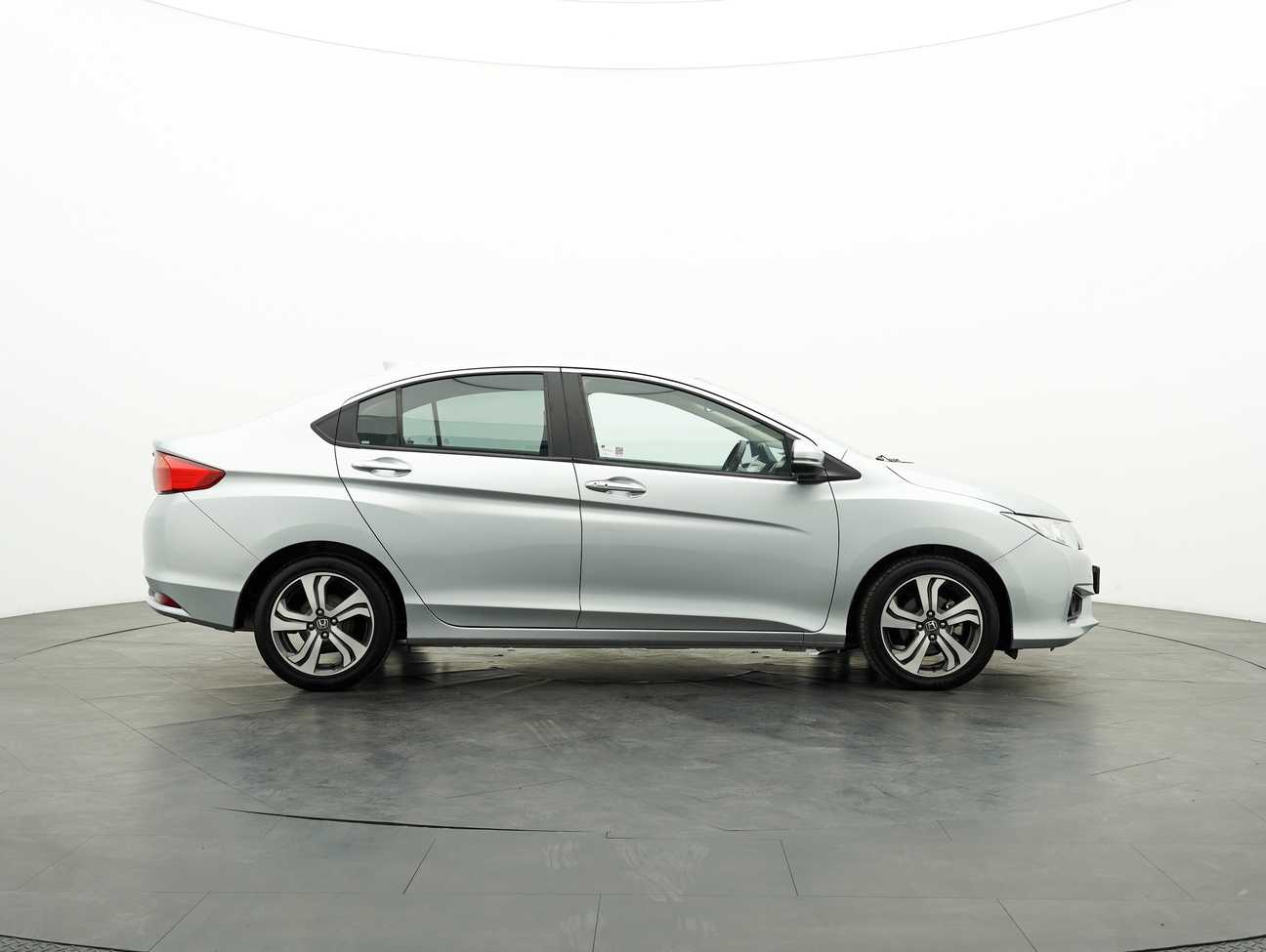 used 2016 Honda City V 1.5