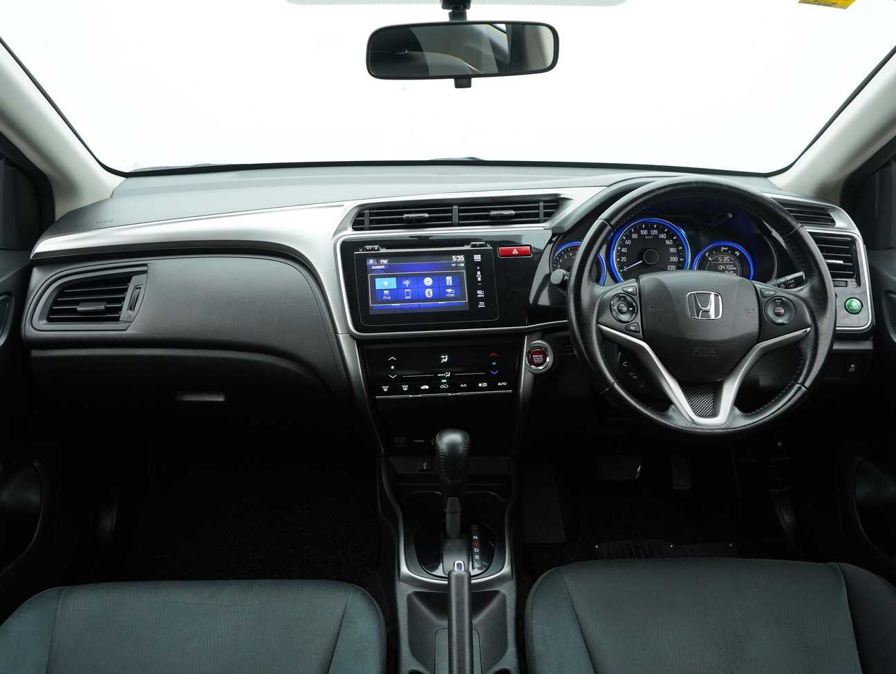 used 2014 Honda City V 1.5