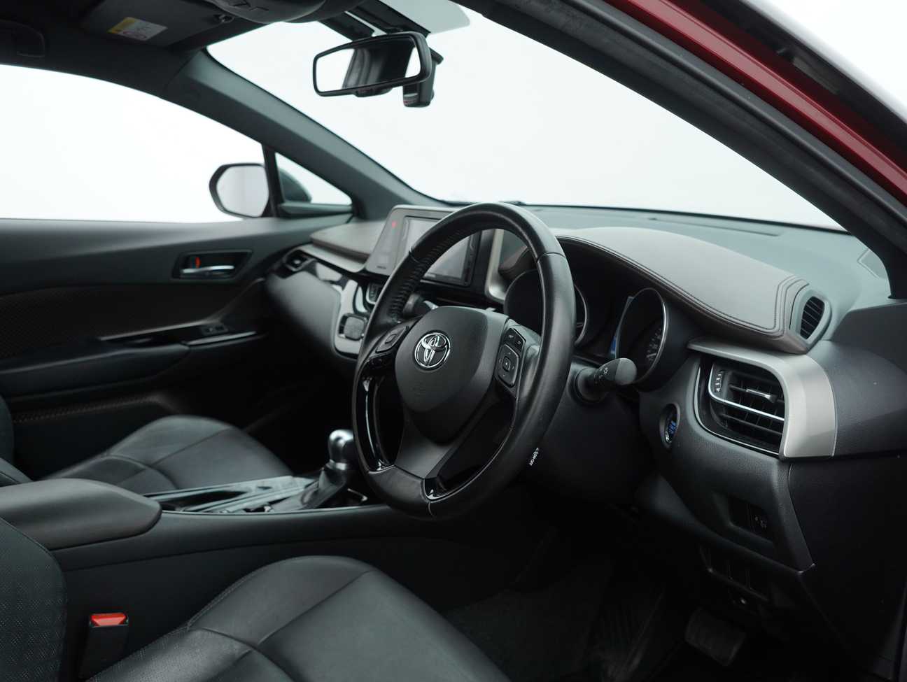 used 2018 Toyota C-HR  1.8