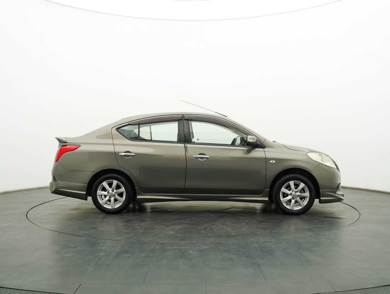 used 2012 Nissan Almera VL 1.5