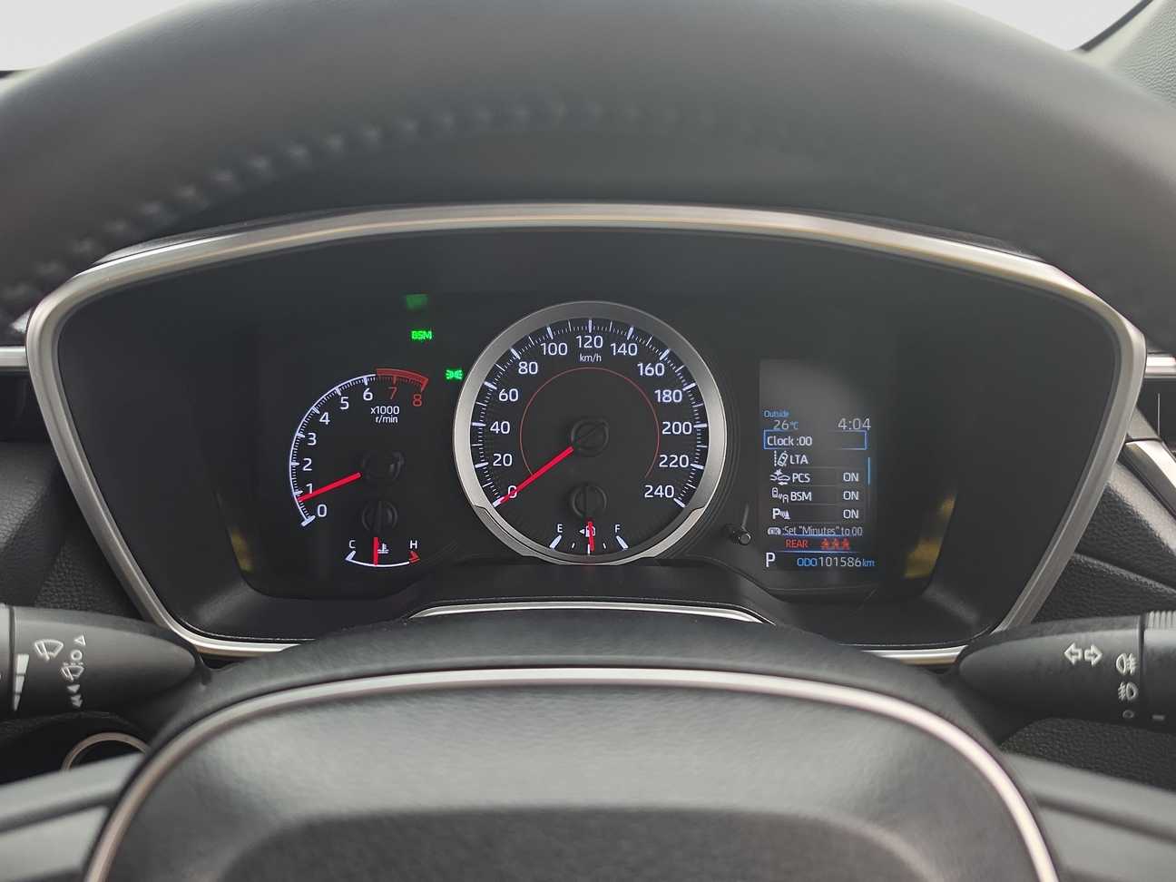 used 2021 Toyota Corolla Cross V 1.8