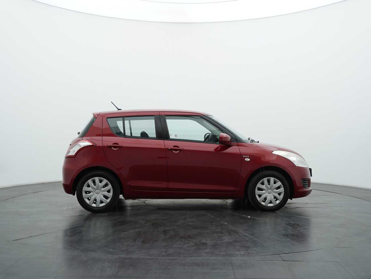 terpakai 2014 Suzuki Swift GL 1.4