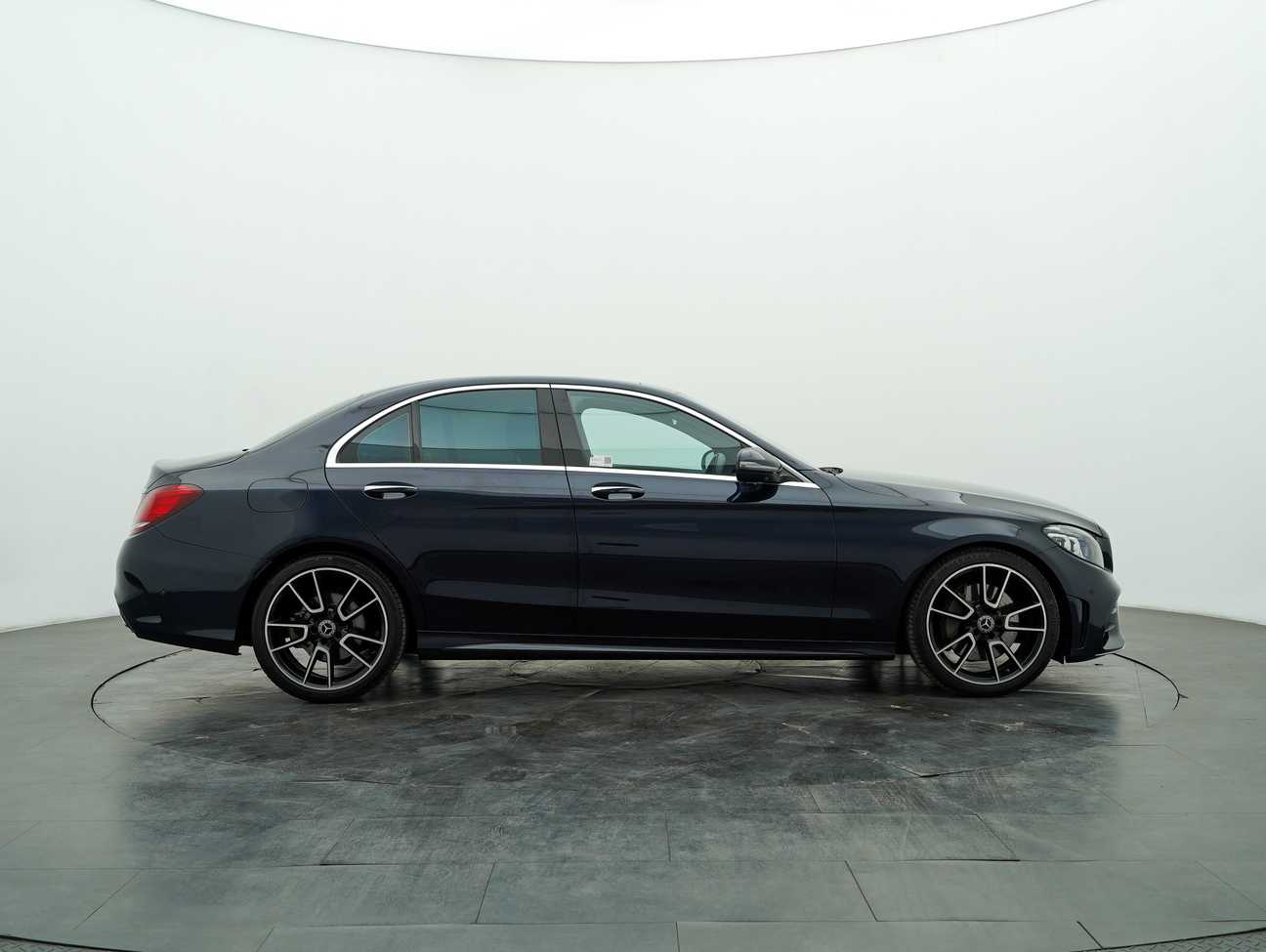 used 2021 Mercedes-Benz C300 AMG Line 2.0