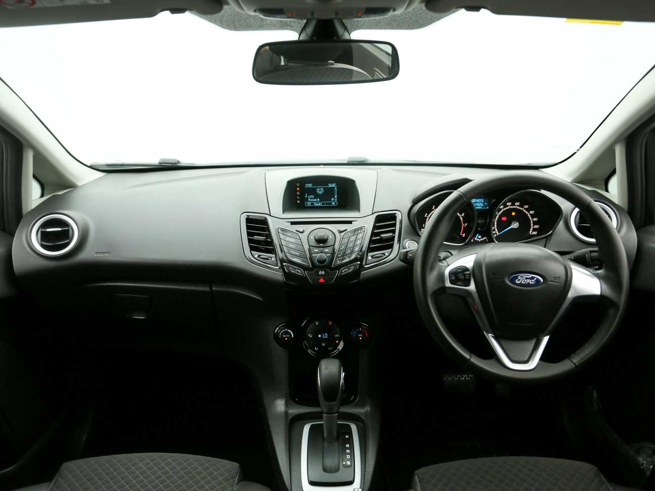 terpakai 2015 Ford FIESTA SPORT 1.5