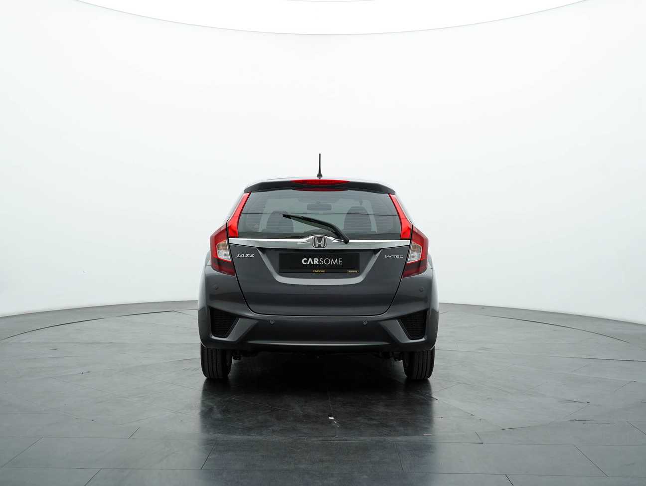 used 2014 Honda Jazz E 1.5