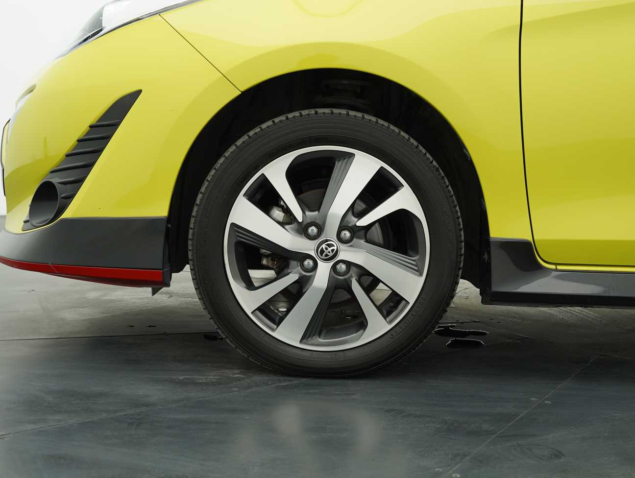 used 2019 Toyota YARIS E 1.5