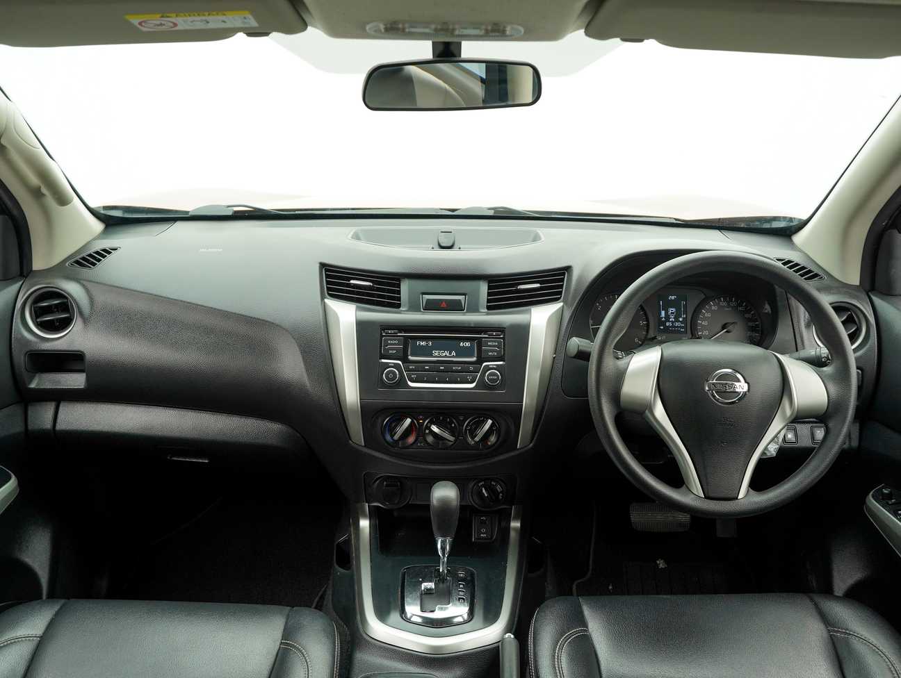 used 2019 Nissan Navara NP300 SE Dual Cab 2.5