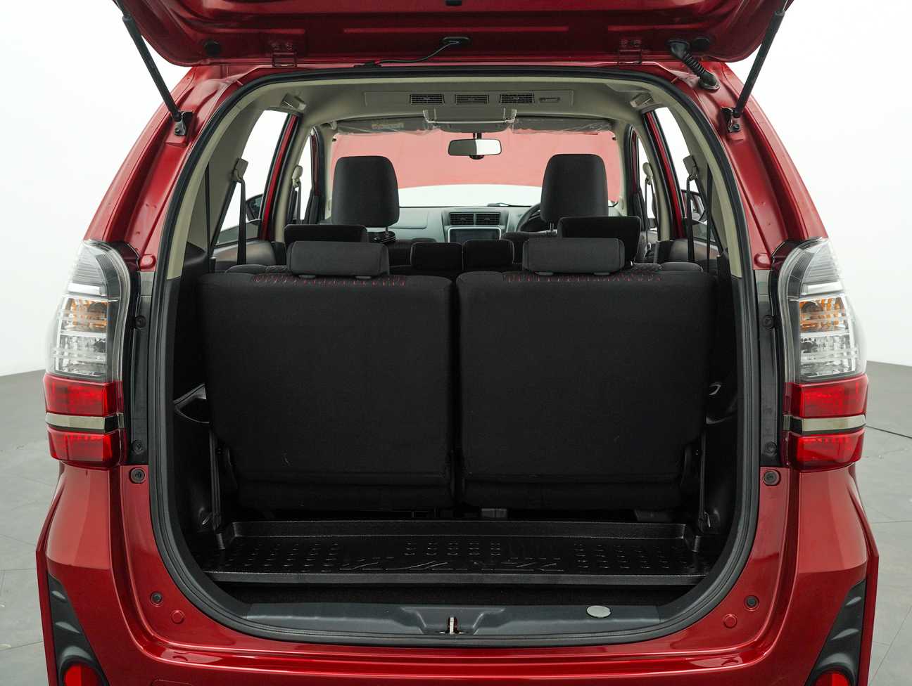 terpakai 2021 Toyota Avanza S+ 1.5