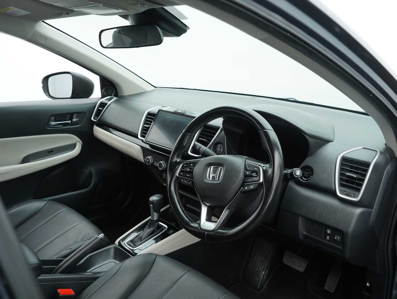 used 2022 Honda City V Sensing 1.5