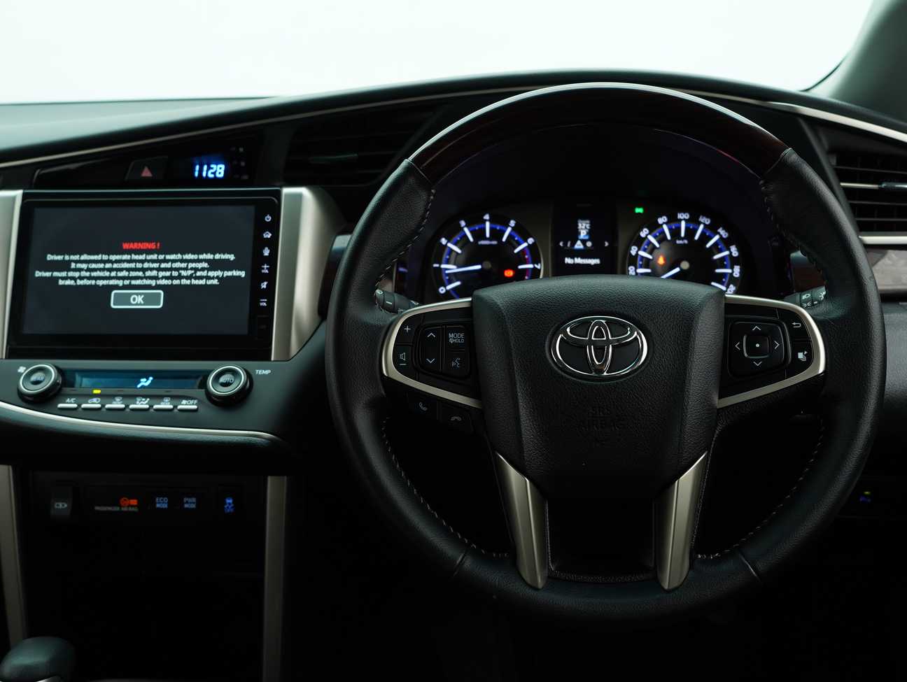 used 2022 Toyota Innova X 2.0
