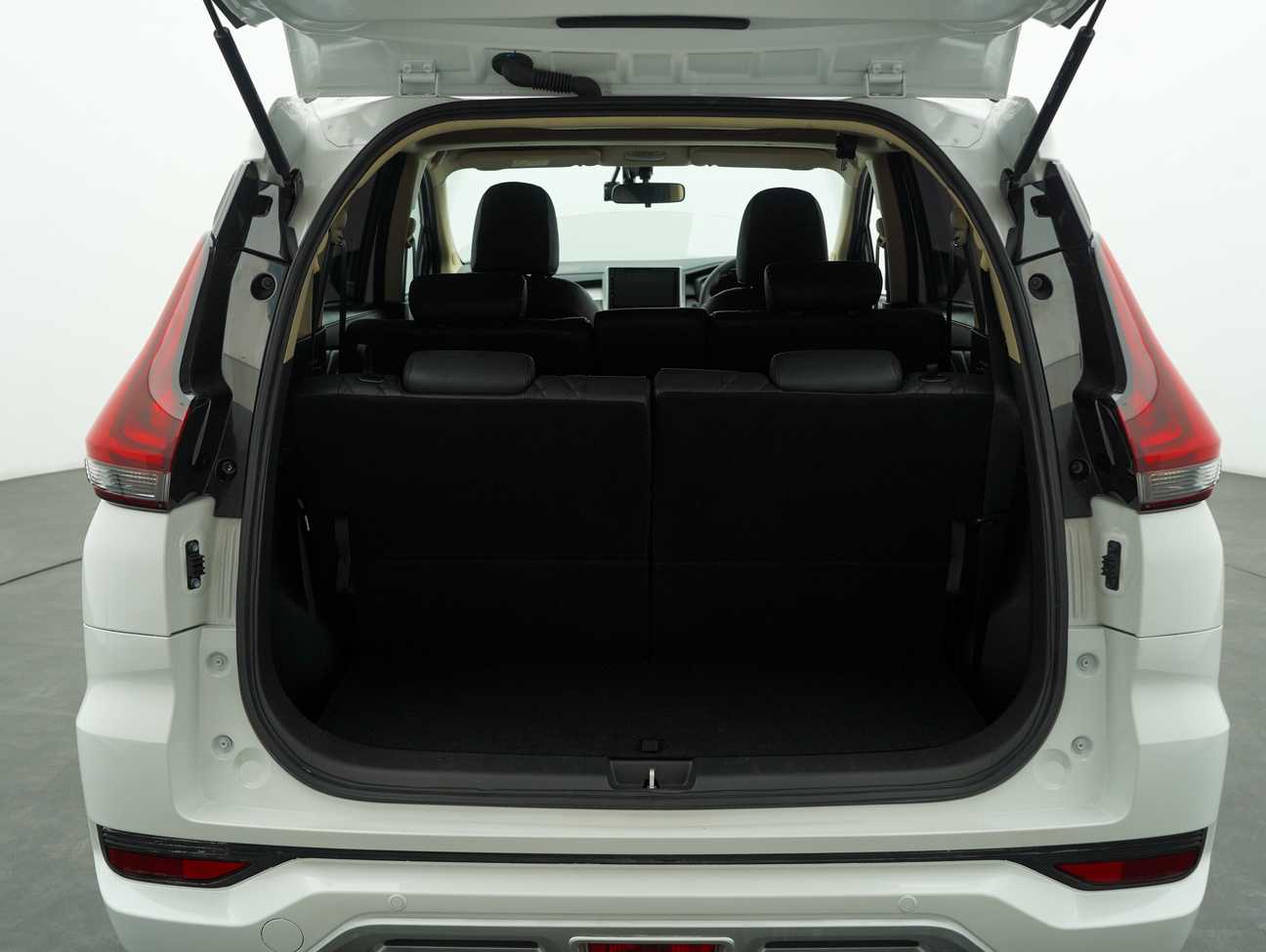 used 2023 Mitsubishi Xpander  1.5