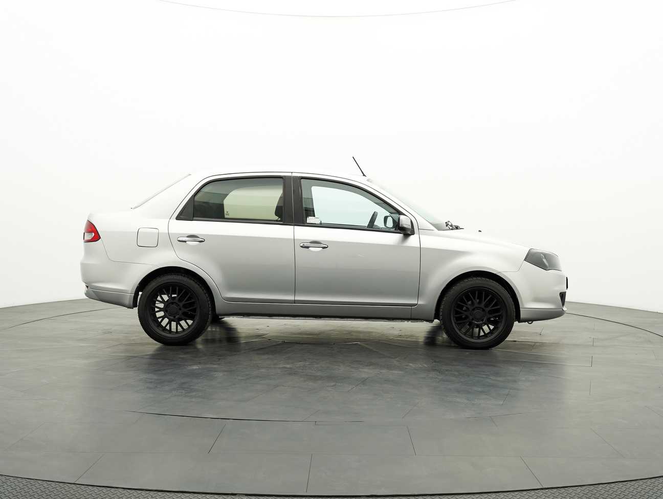 used 2015 Proton Saga SV 1.3