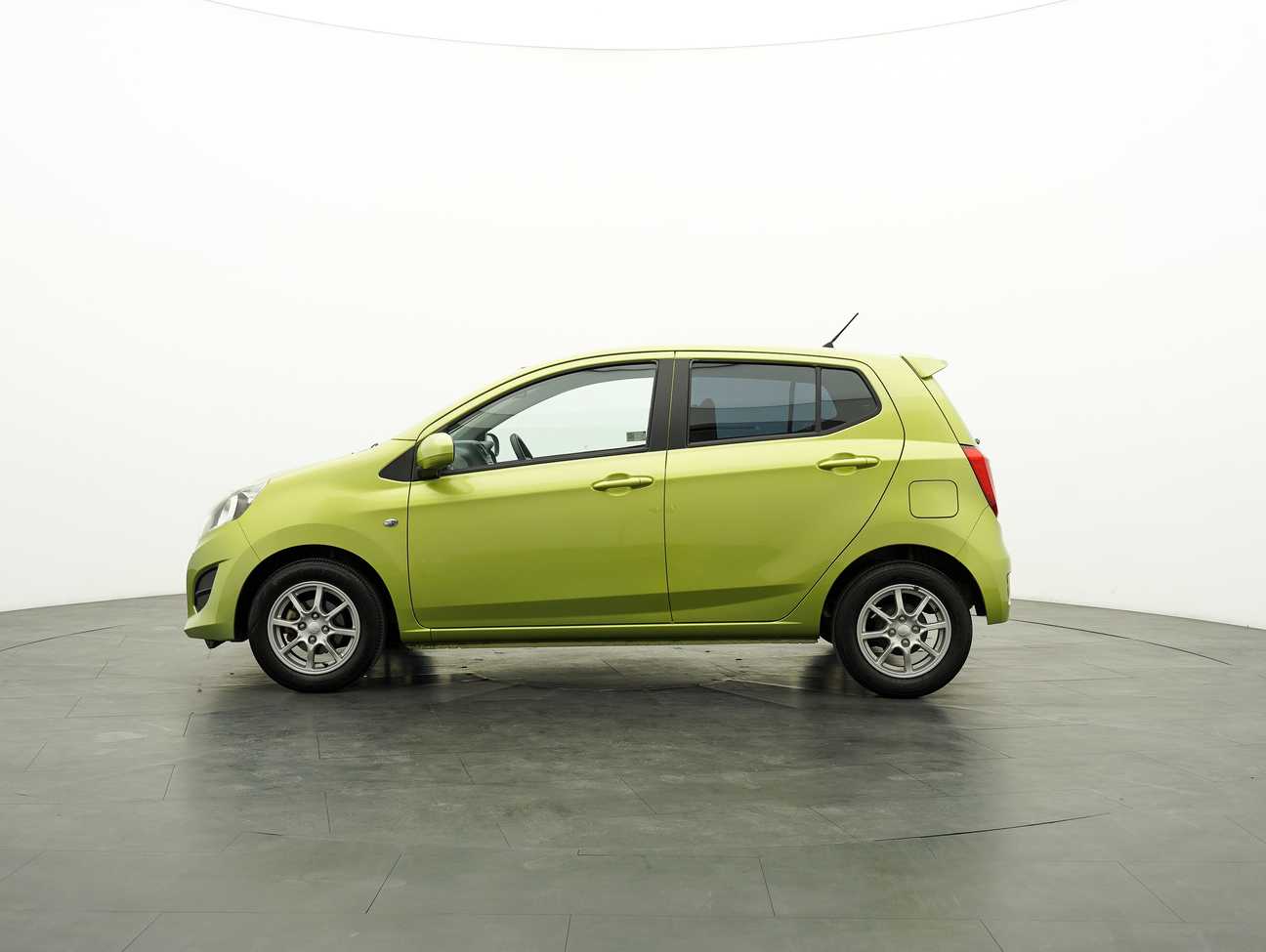 used 2015 Perodua AXIA G 1.0