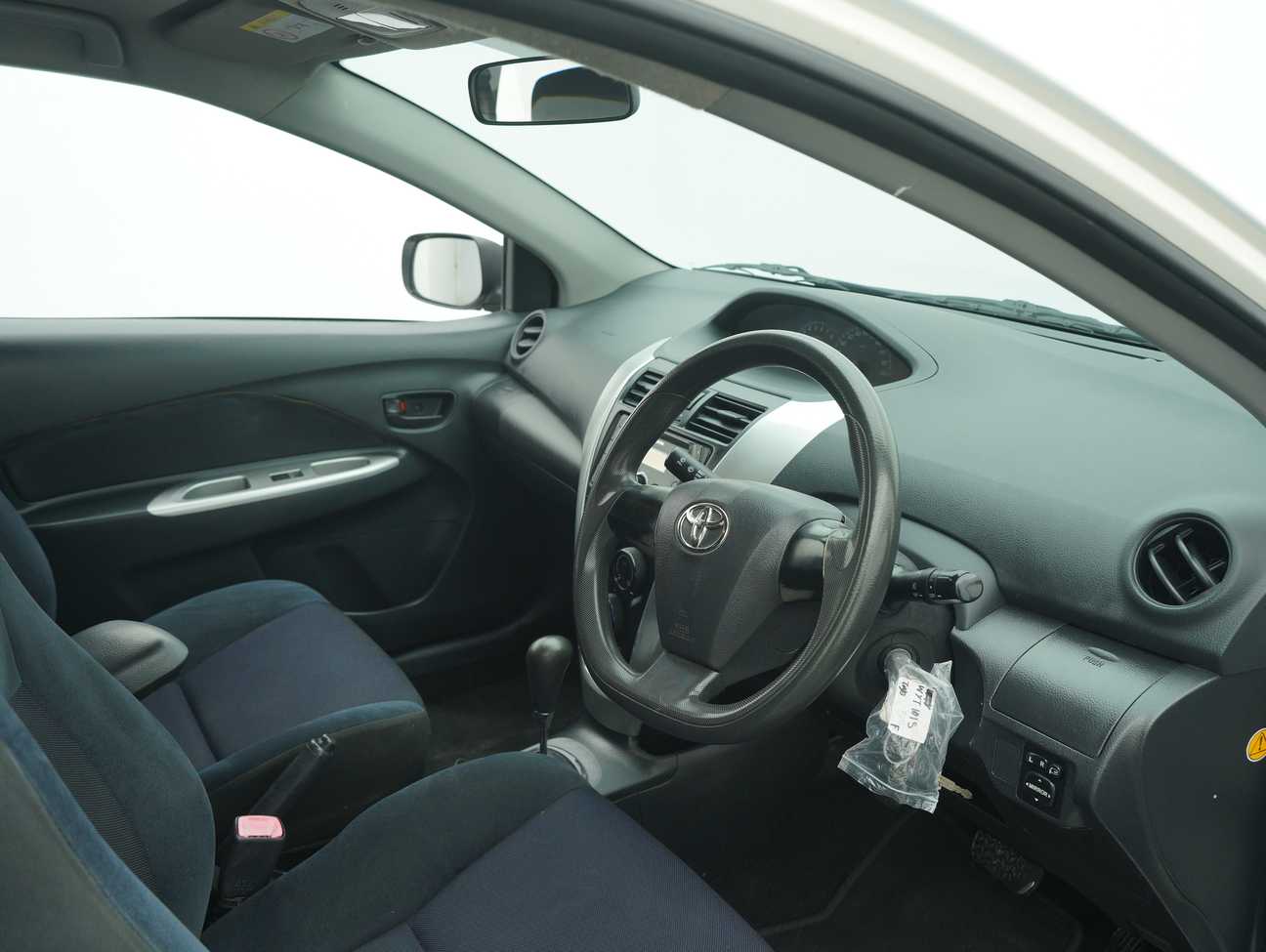 terpakai 2013 Toyota Vios E 1.5