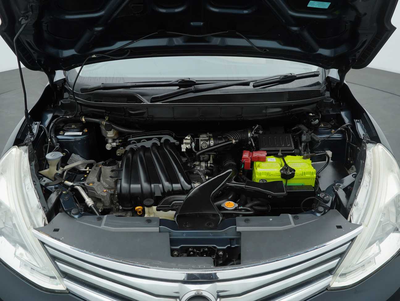 terpakai 2015 Nissan Grand Livina Comfort 1.6