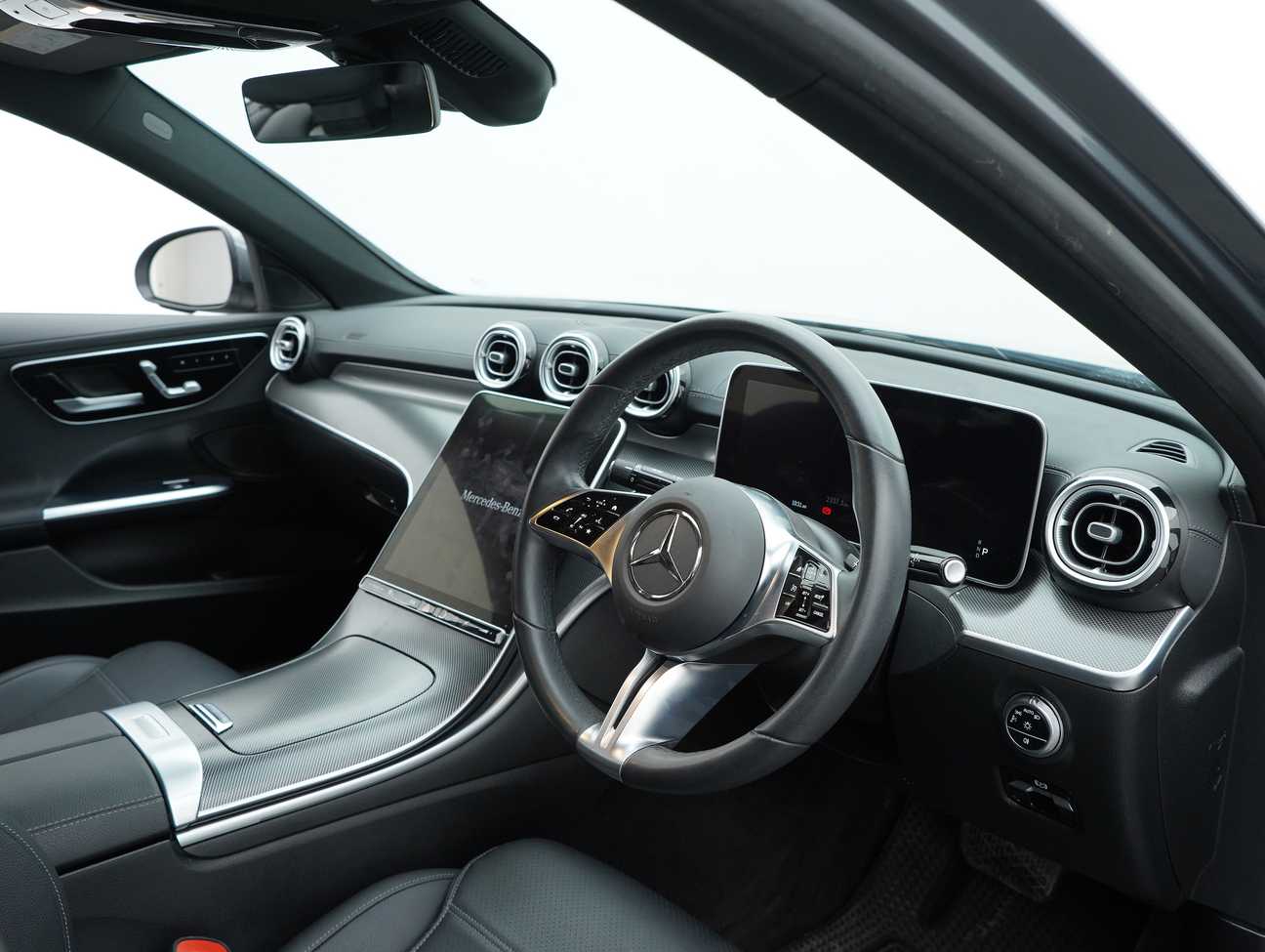 used 2023 Mercedes-Benz C200 Avantgarde 1.5