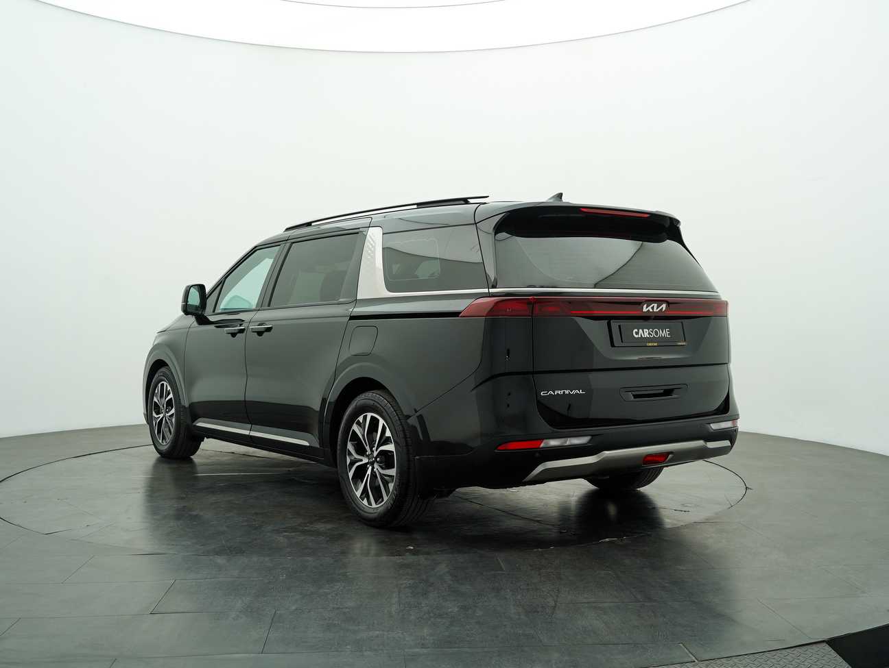 used 2022 Kia Carnival  2.2
