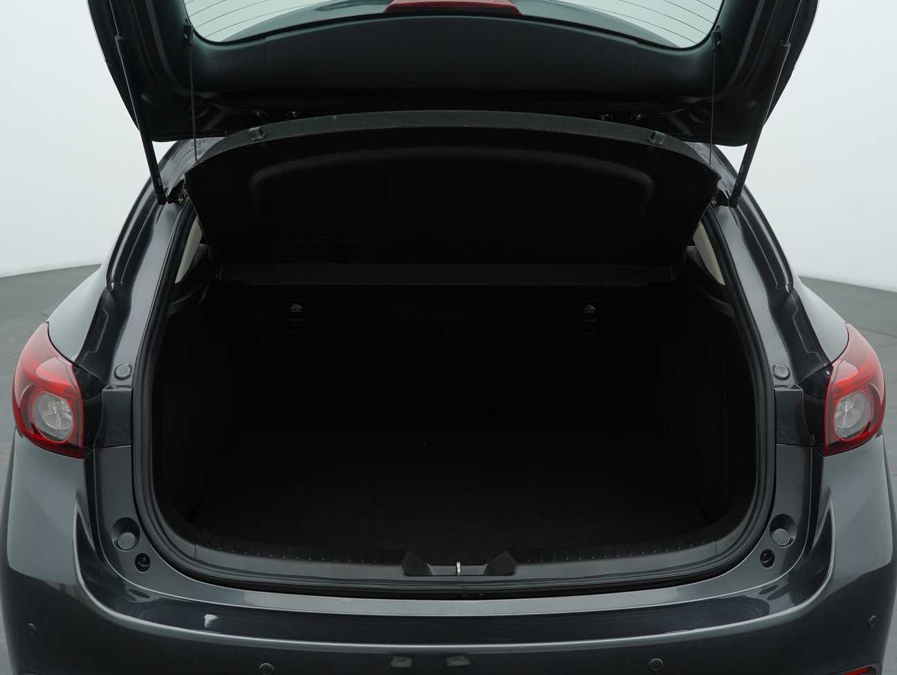 used 2018 Mazda 3 SKYACTIV-G 2.0