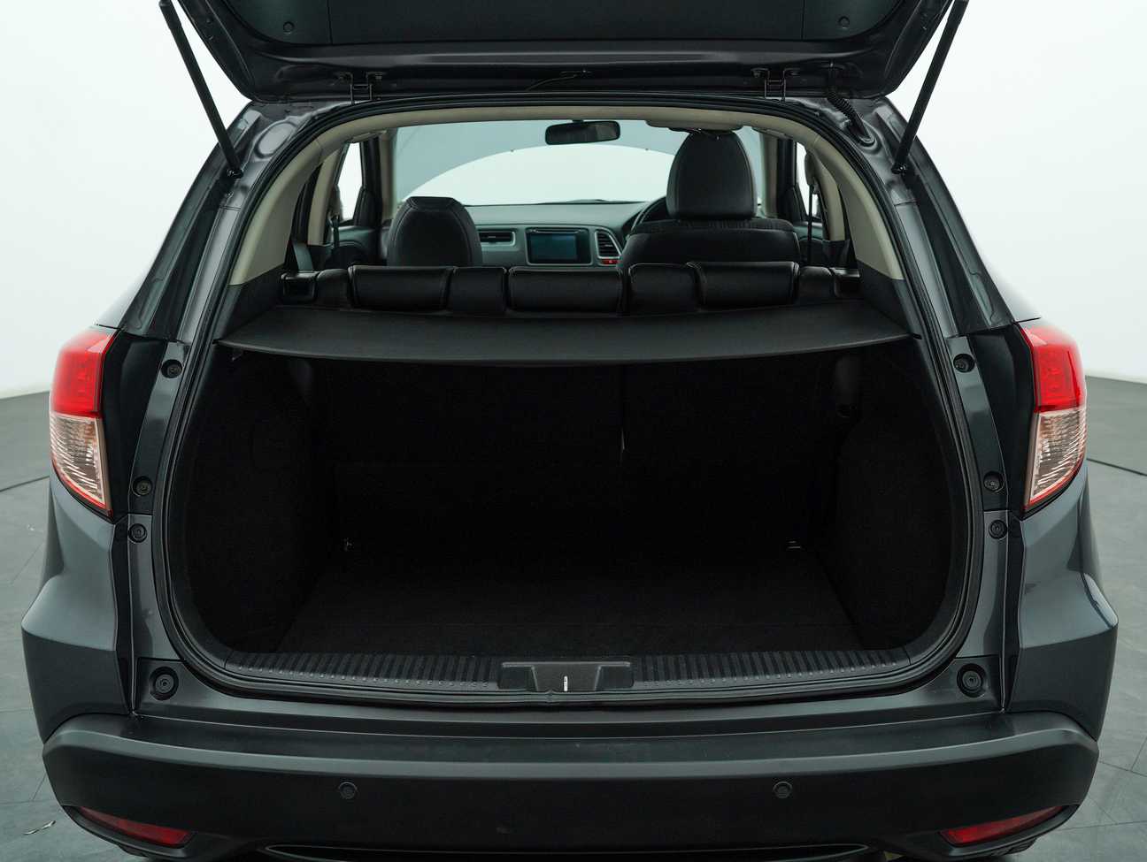 used 2016 Honda HR-V V 1.8