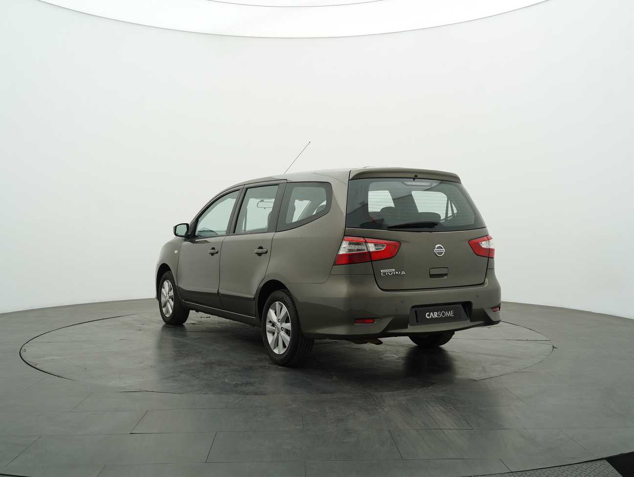 terpakai 2018 Nissan Grand Livina Comfort 1.6