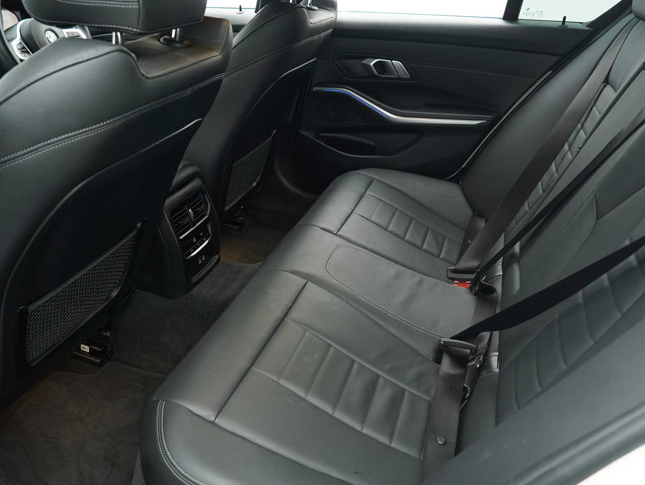 terpakai 2021 BMW 330i M Sport Driving Assist Pack 2.0