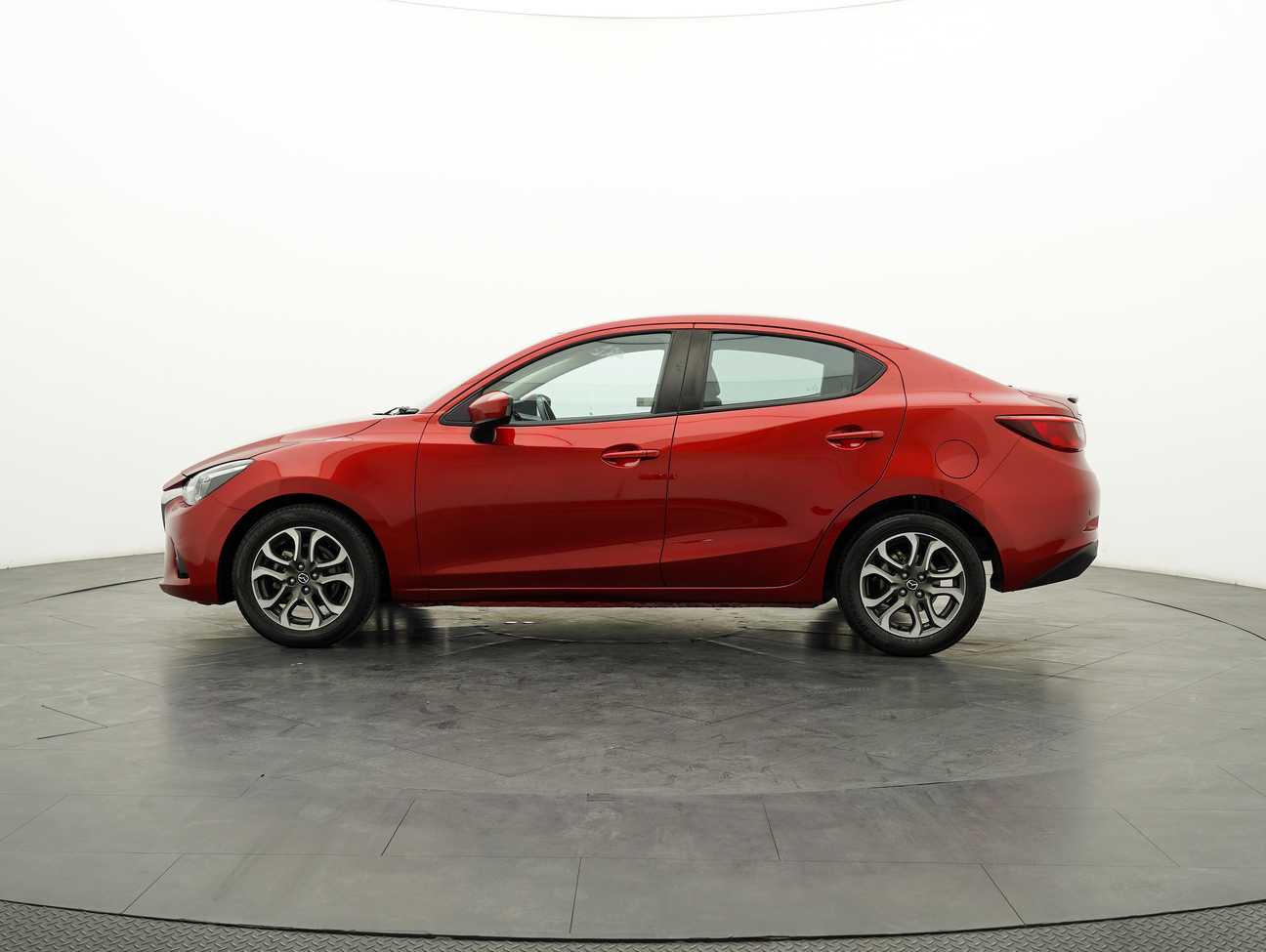 terpakai 2017 Mazda 2 SKYACTIV-G (LED Headlight with DRL) 1.5