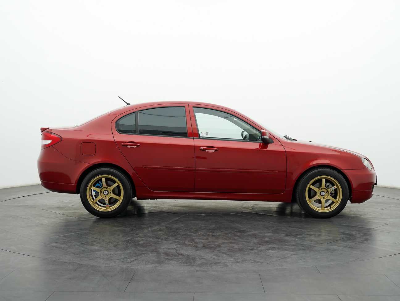 used 2014 Proton Persona SV 1.6