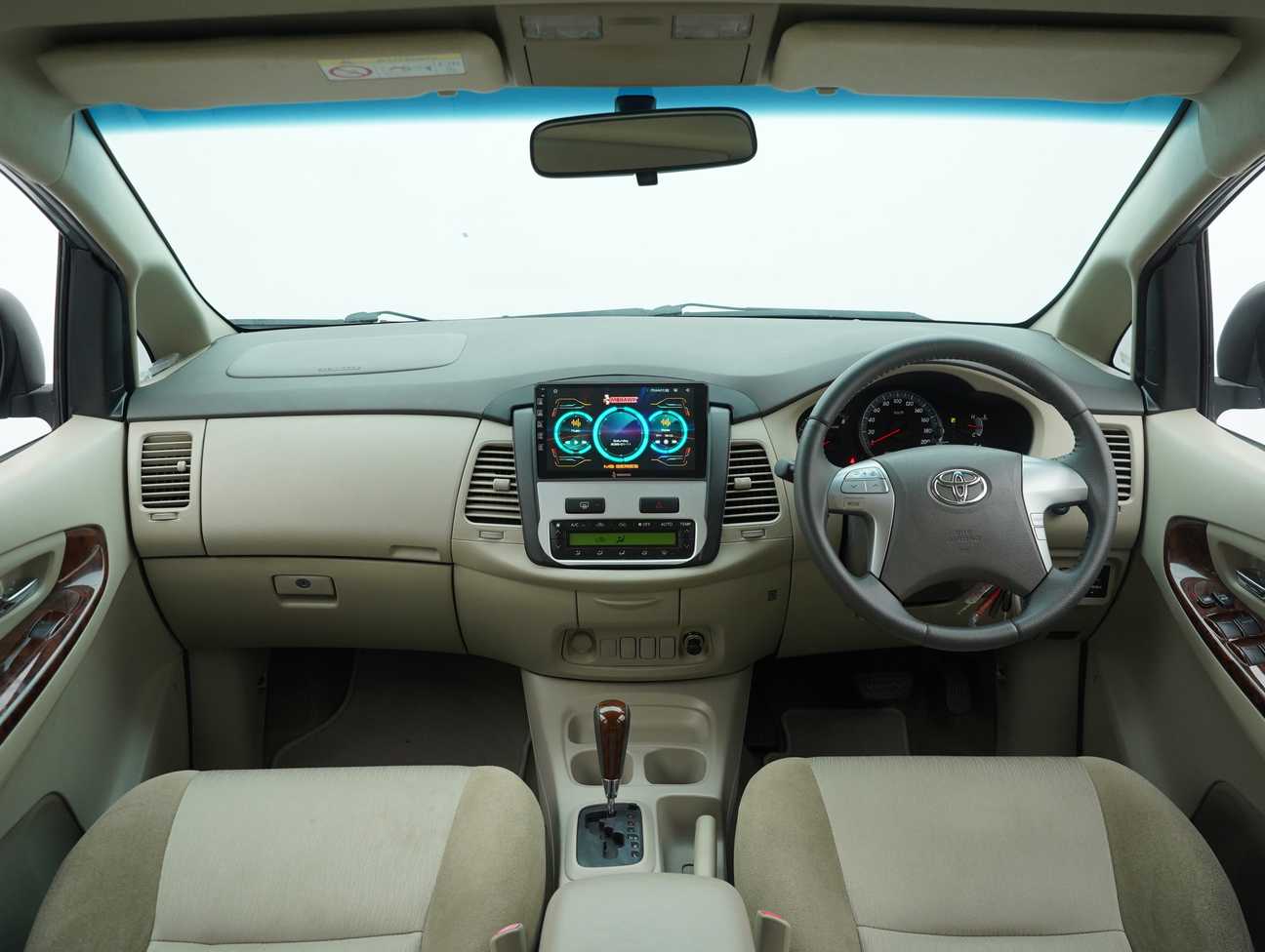 used 2013 Toyota Innova G 2.0