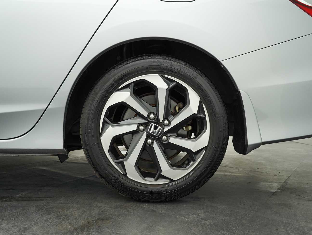 used 2018 Honda ACCORD VTI-L 2.0