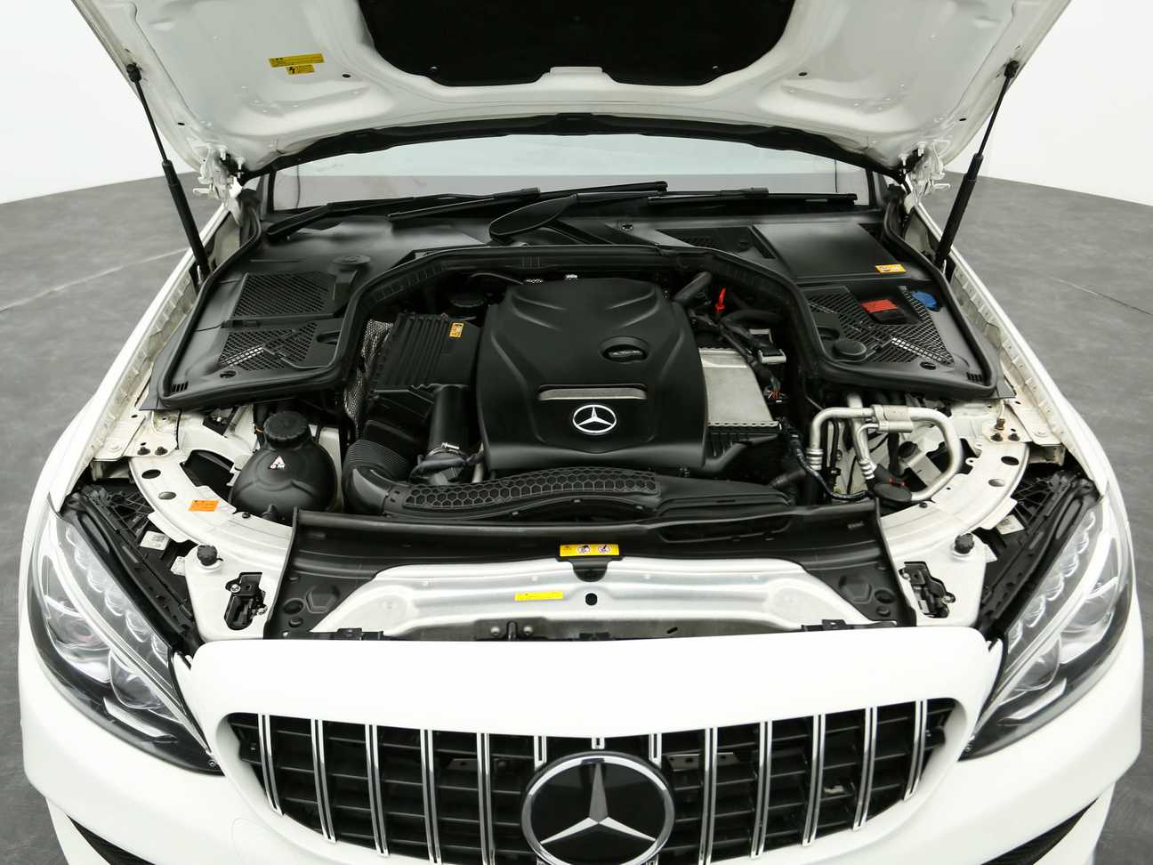 terpakai 2015 Mercedes-Benz C180 AMG 1.6