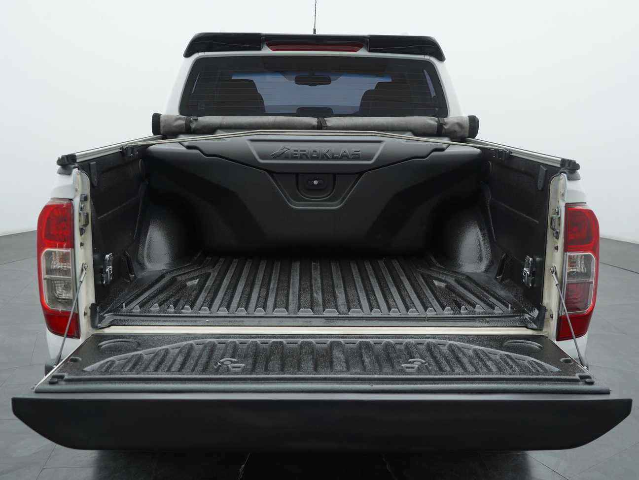 used 2019 Nissan Navara NP300 VL Dual Cab 2.5