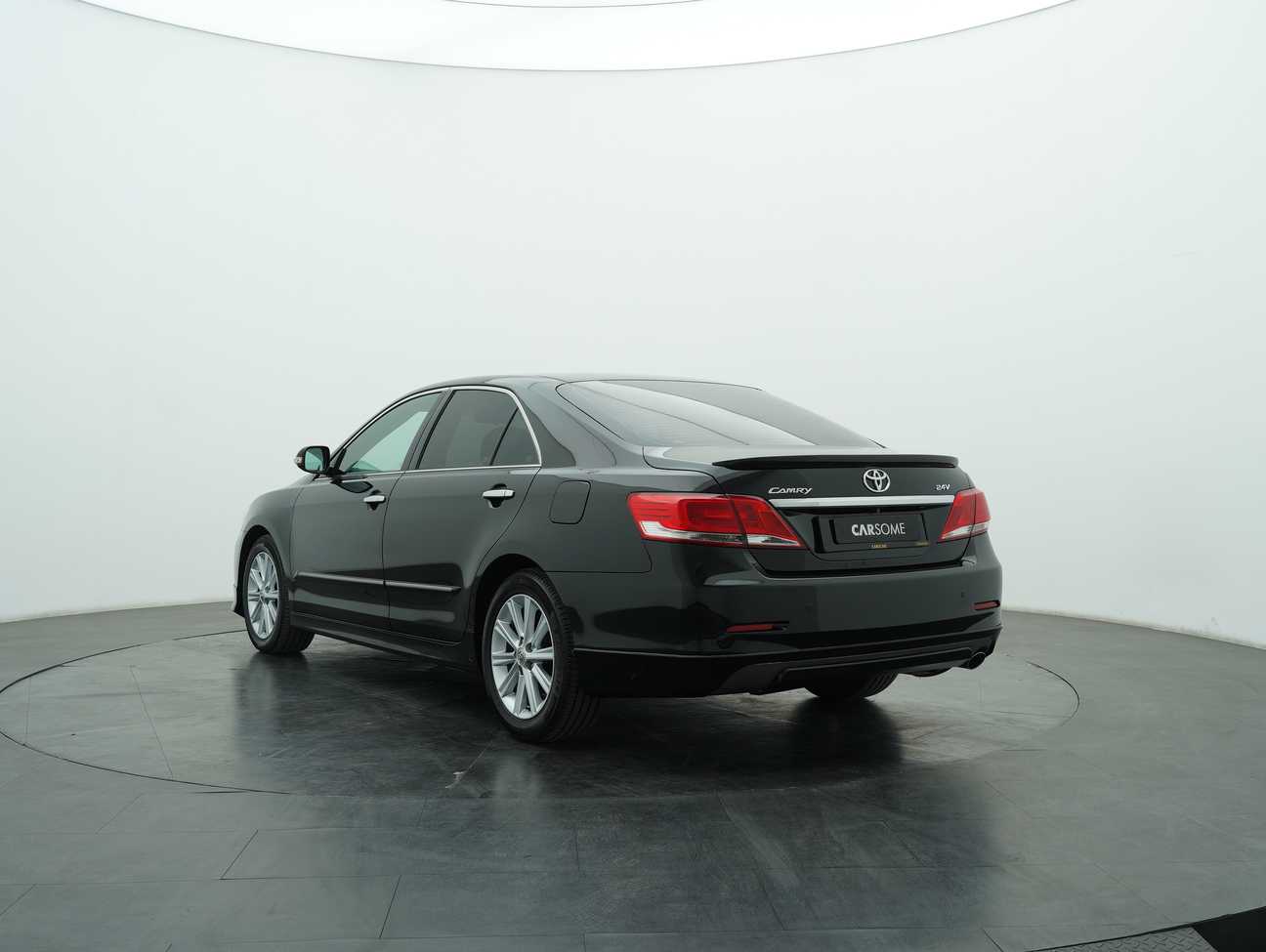 used 2012 Toyota Camry V 2.4