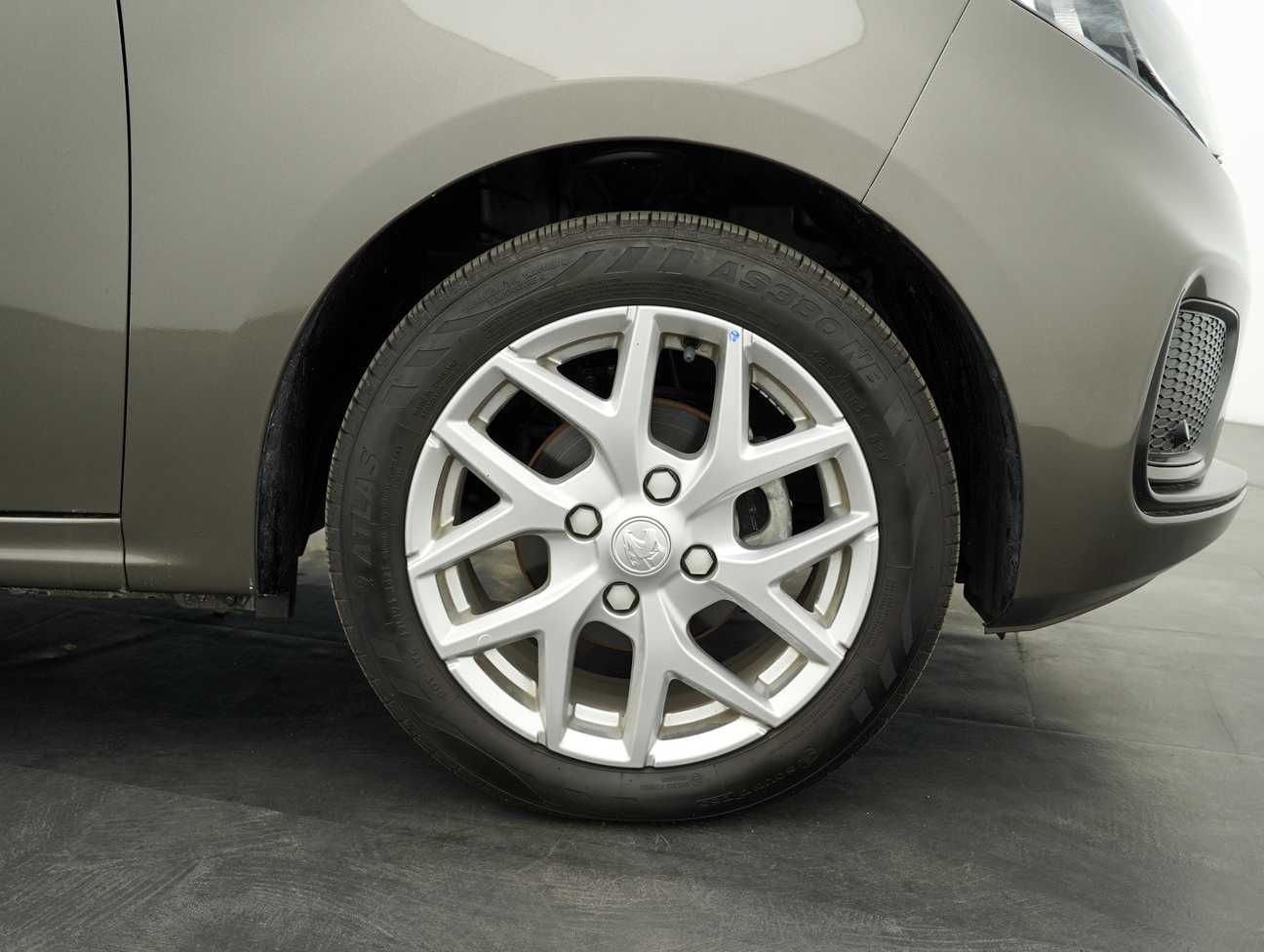 used 2020 Proton Persona Standard 1.6