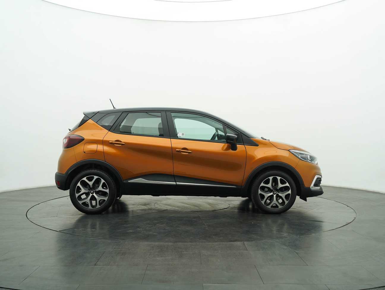 terpakai 2018 Renault Captur  1.2