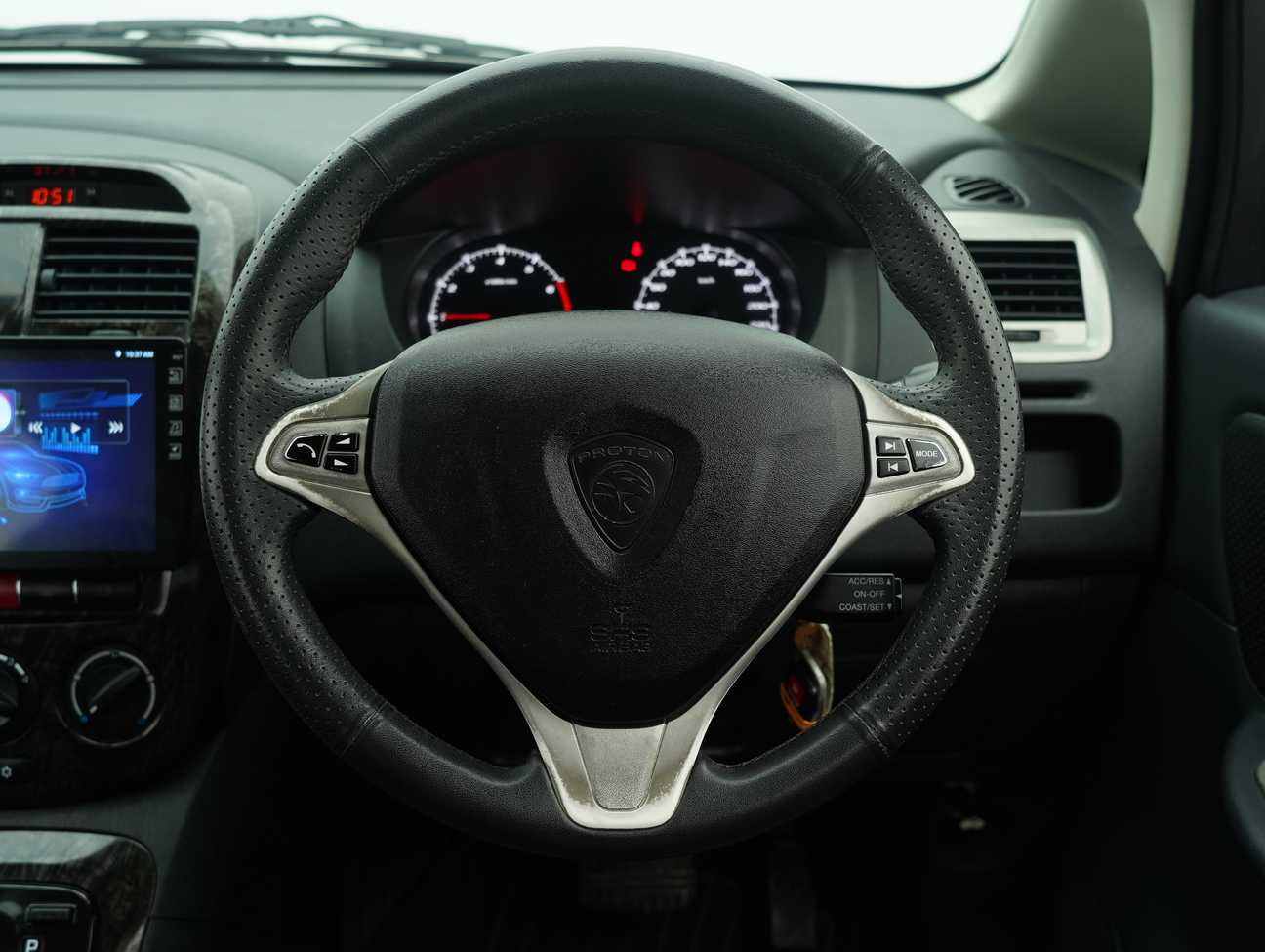 terpakai 2015 Proton Exora Premium 1.6