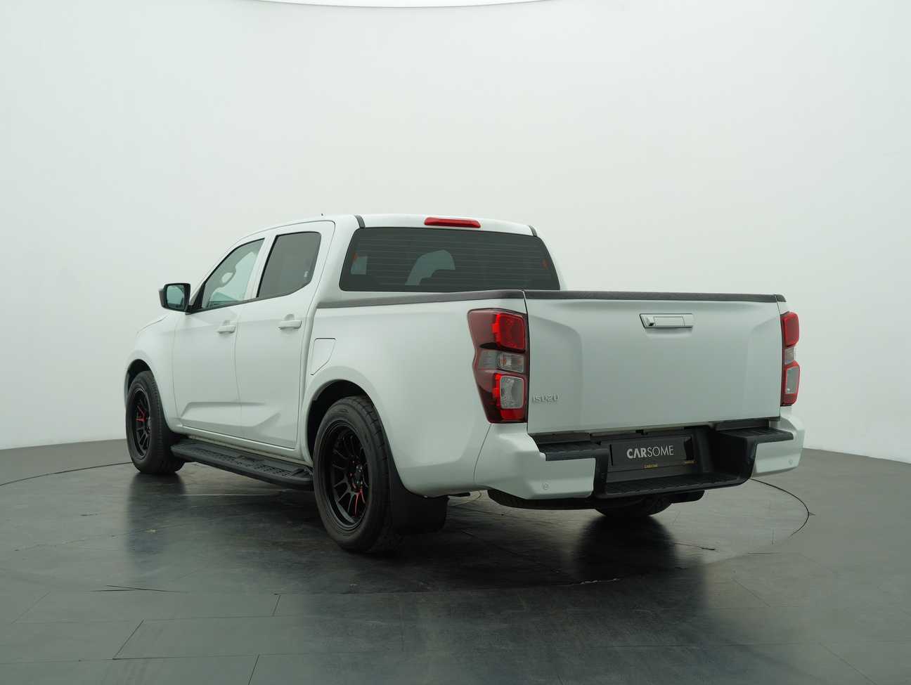 terpakai 2023 Isuzu D-Max Auto Plus Dual Cab 1.9