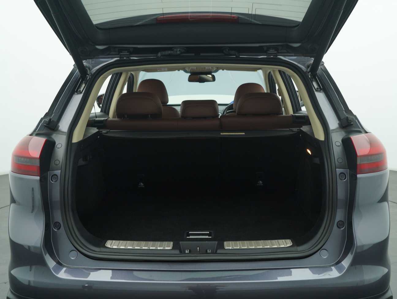 used 2020 Proton X70 Premium 1.8