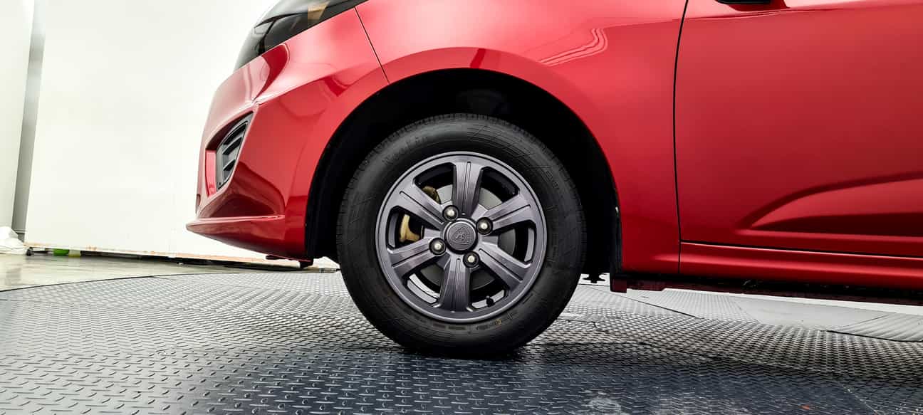 used 2016 Proton IRIZ STANDARD 1.3