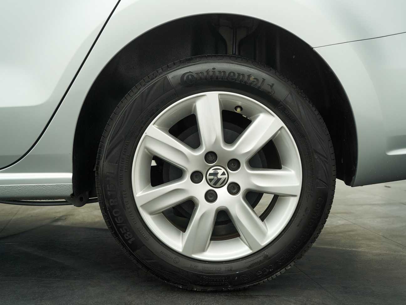 terpakai 2015 Volkswagen Polo  1.6