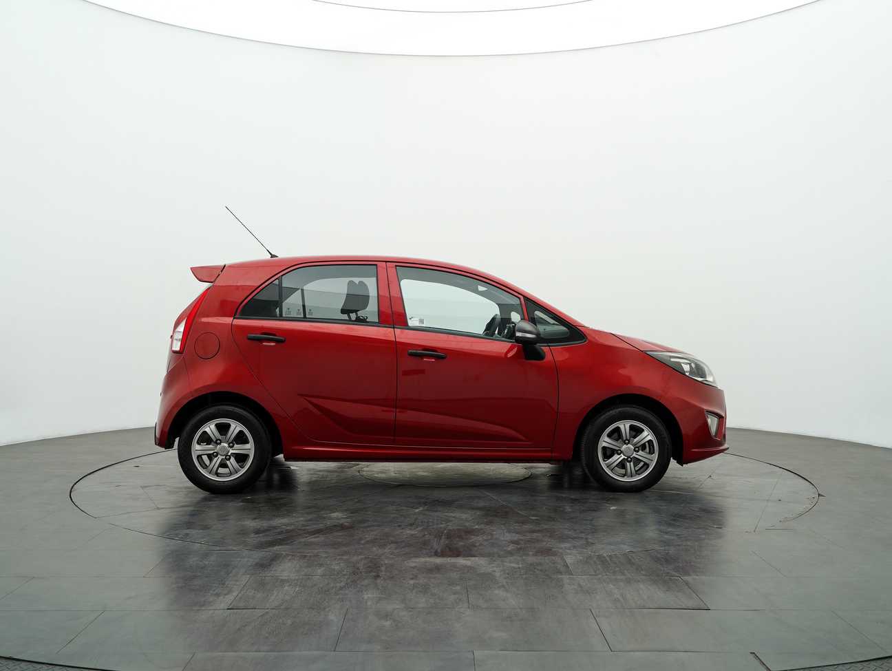 used 2016 Proton Iriz Standard 1.3