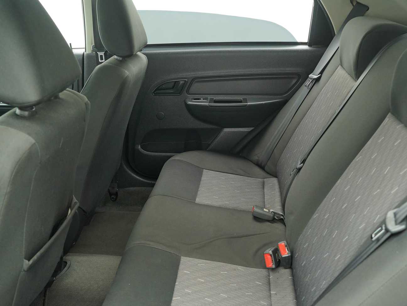 used 2014 Proton Saga SV 1.3