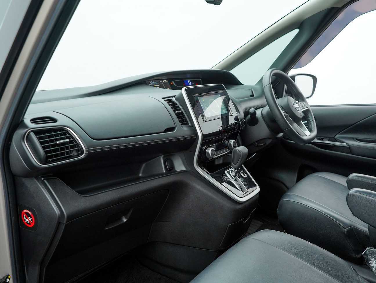 used 2020 Nissan Serena S-Hybrid High-Way Star Premium 2.0