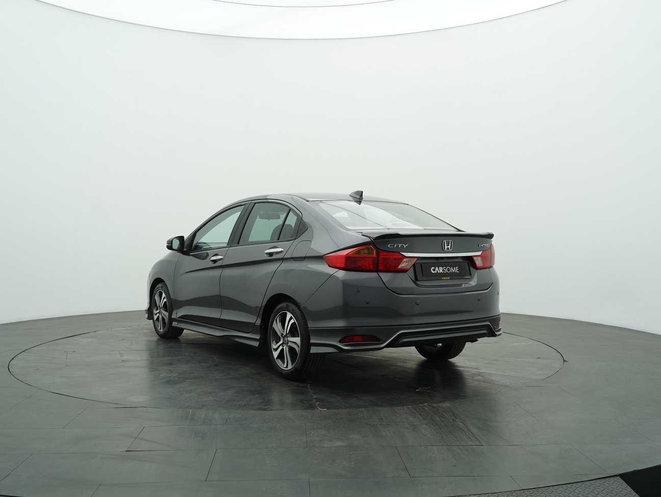 used 2015 Honda City V 1.5
