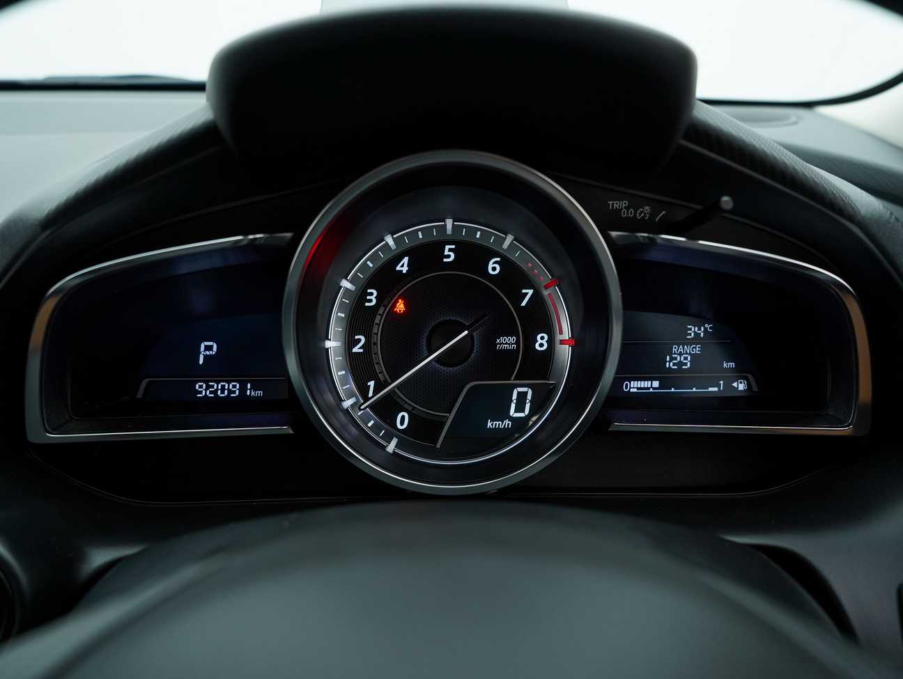 terpakai 2016 Mazda 2 SKYACTIV-G (Halogen Headlight) 1.5