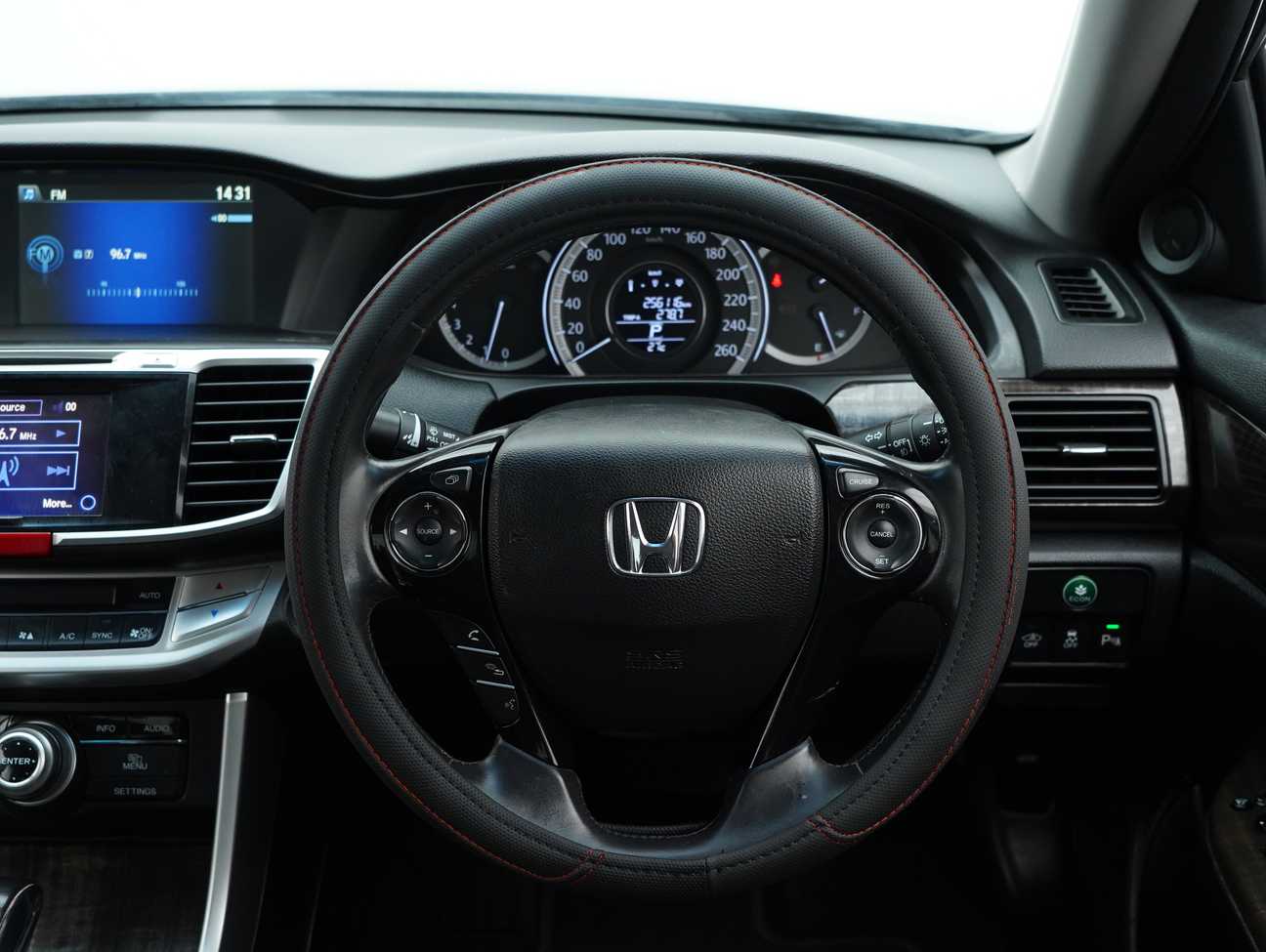 used 2014 Honda Accord VTi-L 2.0