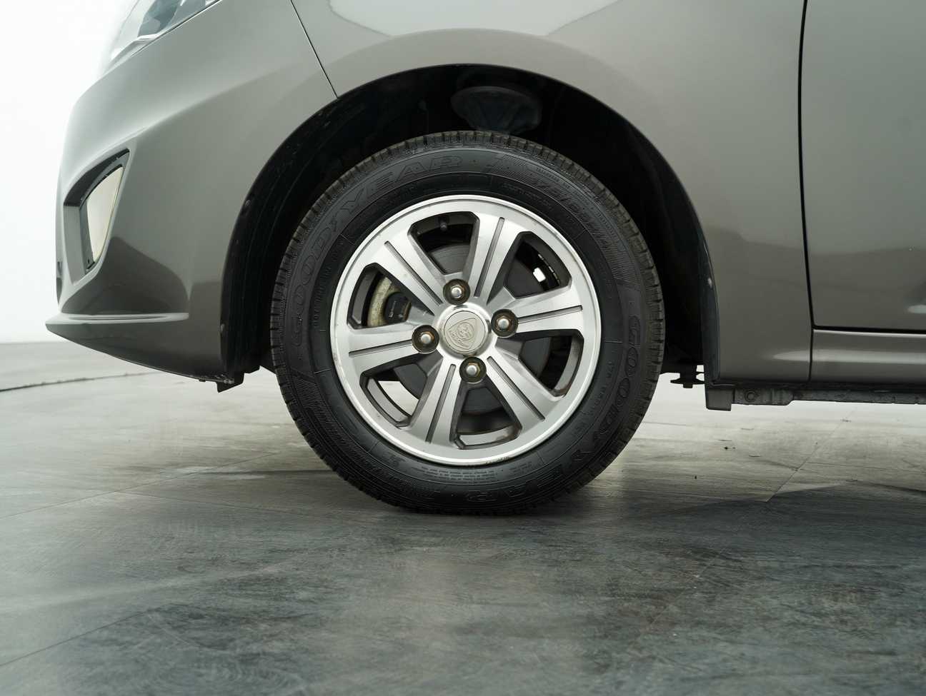 used 2016 Proton Iriz Standard 1.3